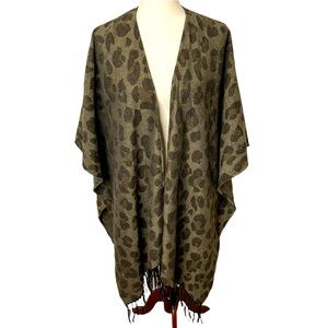 WOOLRICH Leopard Blanket Scarf Cape Shrug One Size